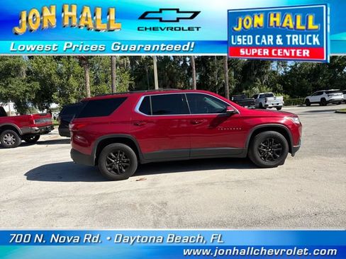 Used 2019 Chevrolet Traverse LT FWD image 11