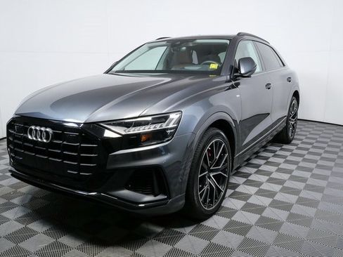 Used 2023 Audi Q8 Prestige w/ Prestige Package image 25