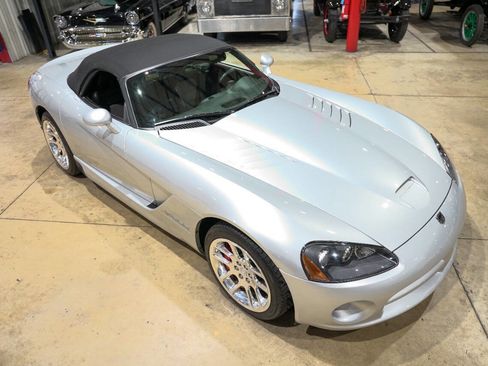 Used 2004 Dodge Viper SRT-10 image 26