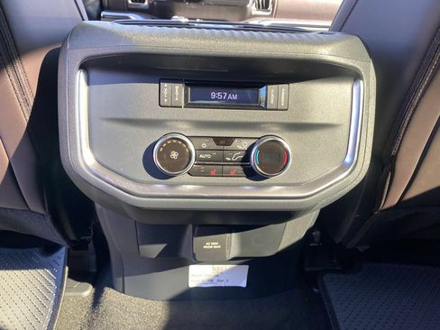 New 2025 Ford Expedition Platinum w/ Platinum Ultimate Package AWD/4WD image 32