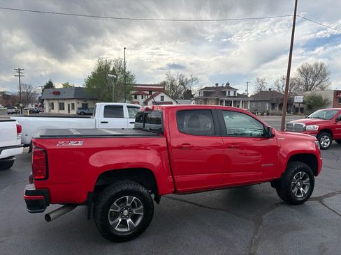 Used 2017 Chevrolet Colorado Z71 AWD/4WD image 4