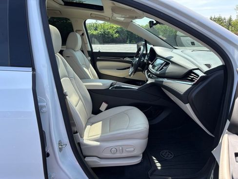 Used 2023 Buick Enclave Essence w/ Experience Buick Package AWD/4WD image 26