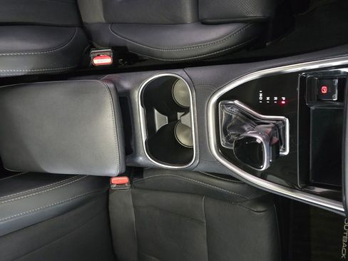 Used 2022 Subaru Outback Limited w/ Popular Package #2 image 37