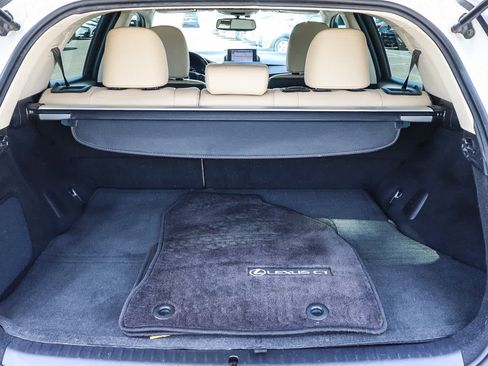 Used 2017 Lexus CT 200h FWD image 25