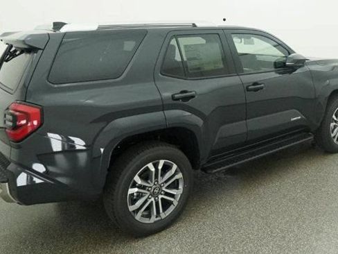 New 2026 Toyota 4Runner 4WD image 8