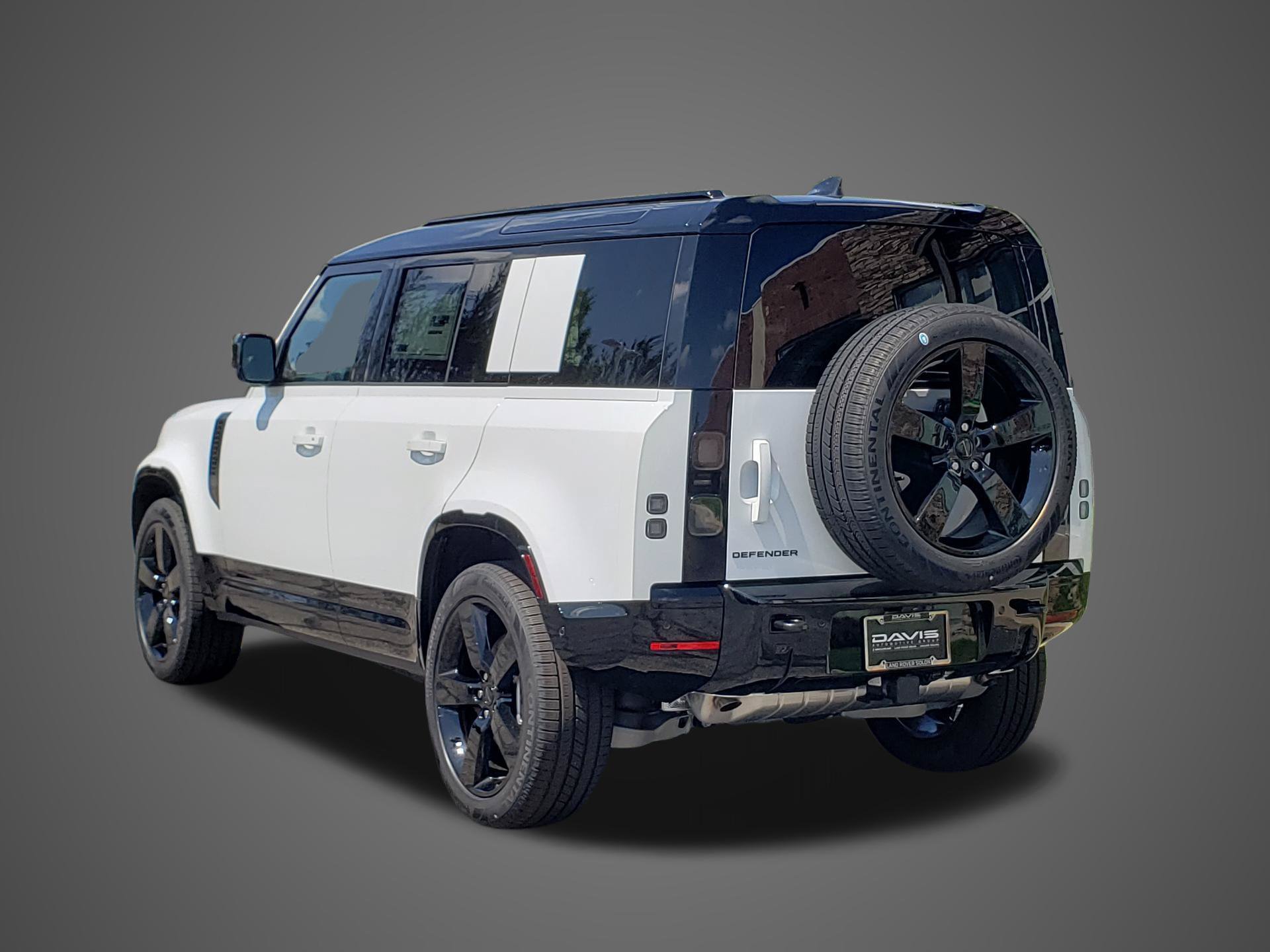 New 2026 Land Rover Defender 110 X-Dynamic SE AWD/4WD image 7