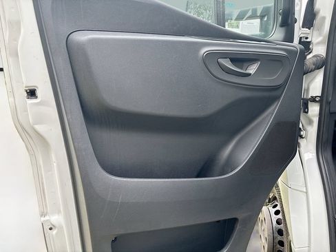 Used 2023 Mercedes-Benz Sprinter 4500 image 24