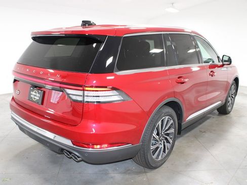 New 2026 Lincoln Aviator 2WD image 8