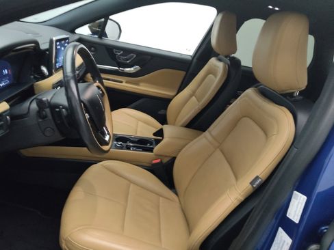 Used 2021 Lincoln Corsair Reserve w/ Equipment Group 201A image 17