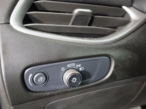 Used 2024 Chevrolet Malibu LT FWD image 23