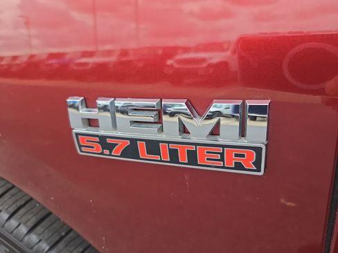 Used 2018 RAM 1500 Sport RWD image 11