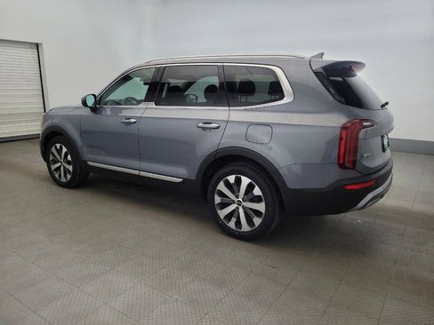 Used 2022 Kia Telluride S image 3