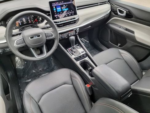 Certified 2024 Jeep Compass Limited AWD/4WD image 38