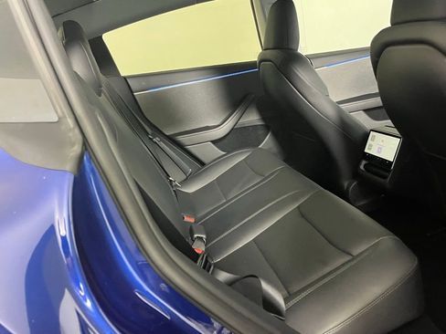 Used 2025 Tesla Model 3 Long Range image 27