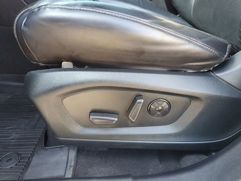 Used 2021 Ford Explorer Platinum AWD/4WD image 8