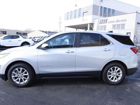 Used 2021 Chevrolet Equinox LT FWD image 9