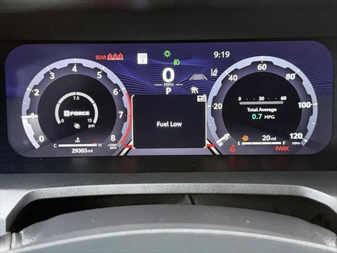Certified 2024 Toyota Tacoma TRD Off-Road AWD/4WD image 21