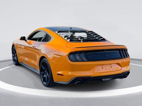 Used 2019 Ford Mustang Coupe w/ Black Accent Package image 7