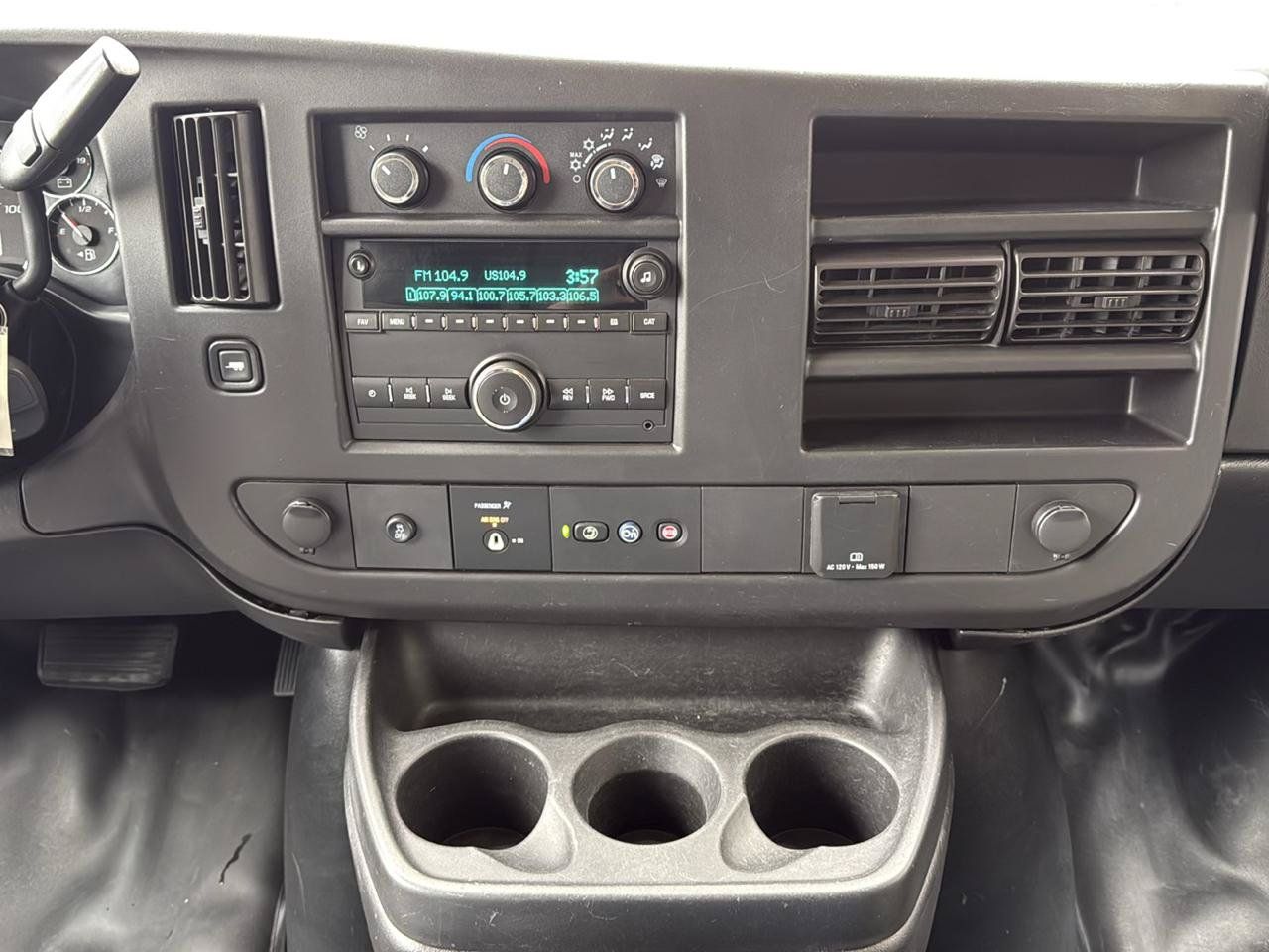 Used 2019 Chevrolet Express 3500 Extended w/ Driver Convenience Package RWD image 9