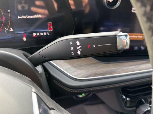 New 2026 Chevrolet Suburban High Country image 18