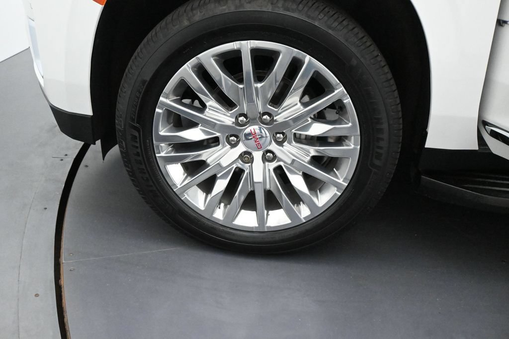 Used 2023 GMC Yukon XL SLT AWD/4WD image 8