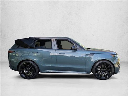 Certified 2026 Land Rover Range Rover Sport Dynamic SE AWD/4WD image 4