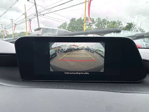 Used 2024 MAZDA MAZDA3 s FWD image 25