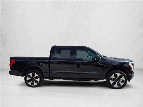 Used 2023 Ford F150 Lightning Platinum AWD/4WD image 4