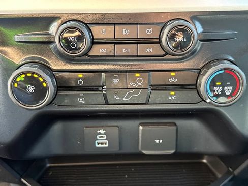 Certified 2024 Ford F250 XLT AWD/4WD image 33