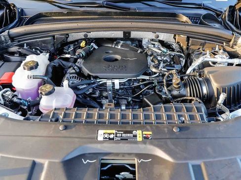 New 2026 Jeep Grand Cherokee Altitude RWD image 32
