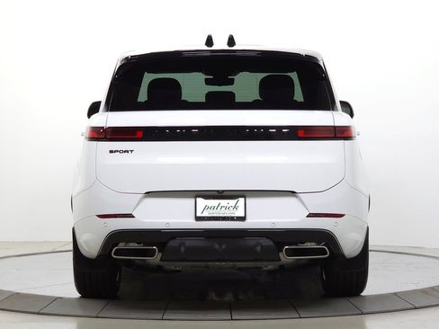 Used 2025 Land Rover Range Rover Sport Dynamic SE AWD/4WD image 7