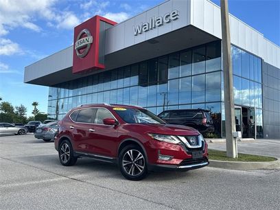 Used 2017 Nissan Rogue SL w/ SL Premium Package