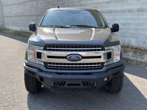 Used 2018 Ford F150 XLT w/ Equipment Group 302A Luxury AWD/4WD image 2