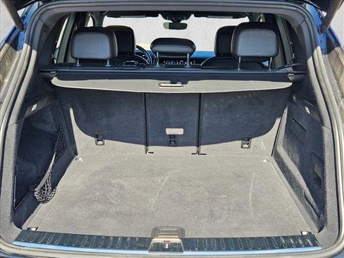 Used 2024 Porsche Cayenne image 6