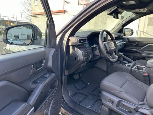 New 2026 Toyota Tacoma SR5 image 9