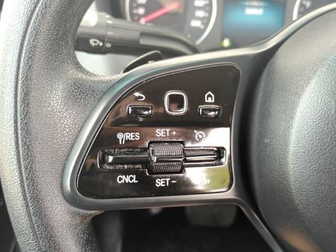 Used 2024 Mercedes-Benz Sprinter 2500 image 29