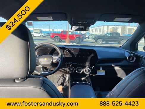 Used 2024 Chevrolet Blazer EV LT image 15