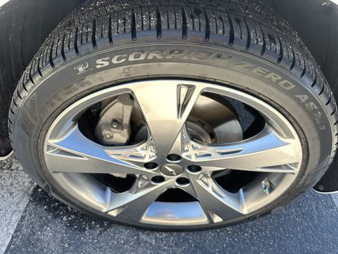 Used 2023 Genesis GV80 2.5T w/ Prestige Package AWD/4WD image 6