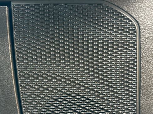 Used 2024 Jeep Wrangler Sahara image 24