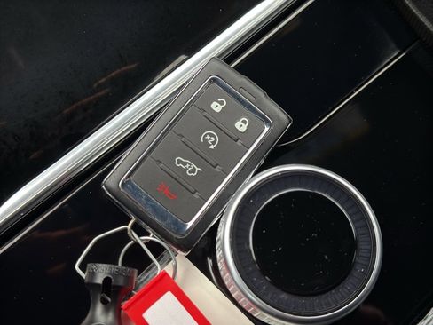 Used 2024 Jeep Grand Cherokee Altitude image 35