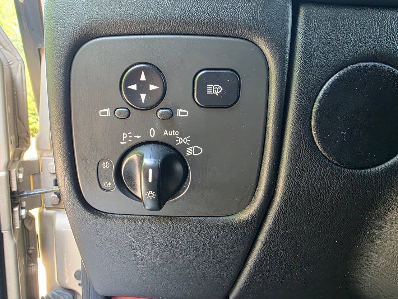 Used 2004 Mercedes-Benz G 500 image 15