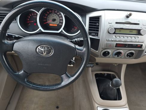 Used 2007 Toyota Tacoma PreRunner image 14