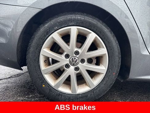 Used 2015 Volkswagen Jetta SE FWD image 6