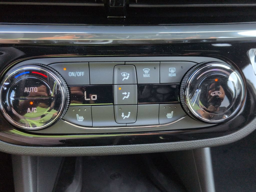 New 2026 Buick Envista Sport Touring w/ Convenience I Package FWD image 18