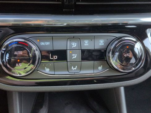 New 2026 Buick Envista Sport Touring w/ Convenience I Package FWD image 18