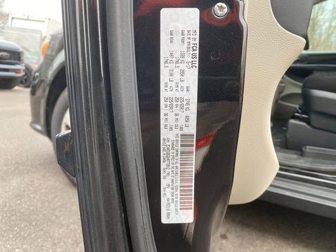 Used 2017 Dodge Grand Caravan SE w/ Power Window Group image 33