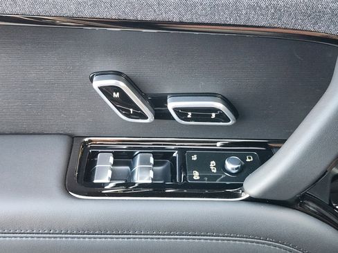 New 2026 Land Rover Range Rover Sport Dynamic SE image 21