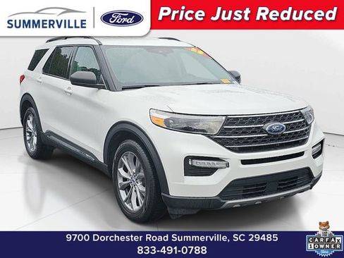 Certified 2023 Ford Explorer XLT w/ Equipment Group 202A RWD image 1