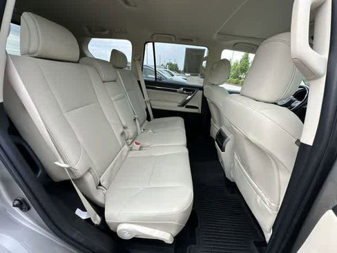 Used 2023 Lexus GX 460 Premium w/ Premium Package AWD/4WD image 24