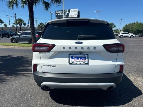 Used 2023 Ford Escape Active FWD image 4